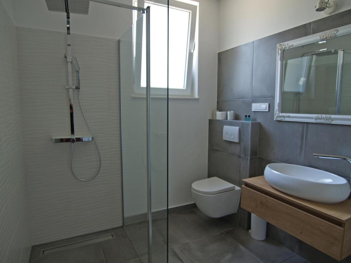 Villa Papalina 3 Barbat na Rabu ภายนอก รูปภาพ
