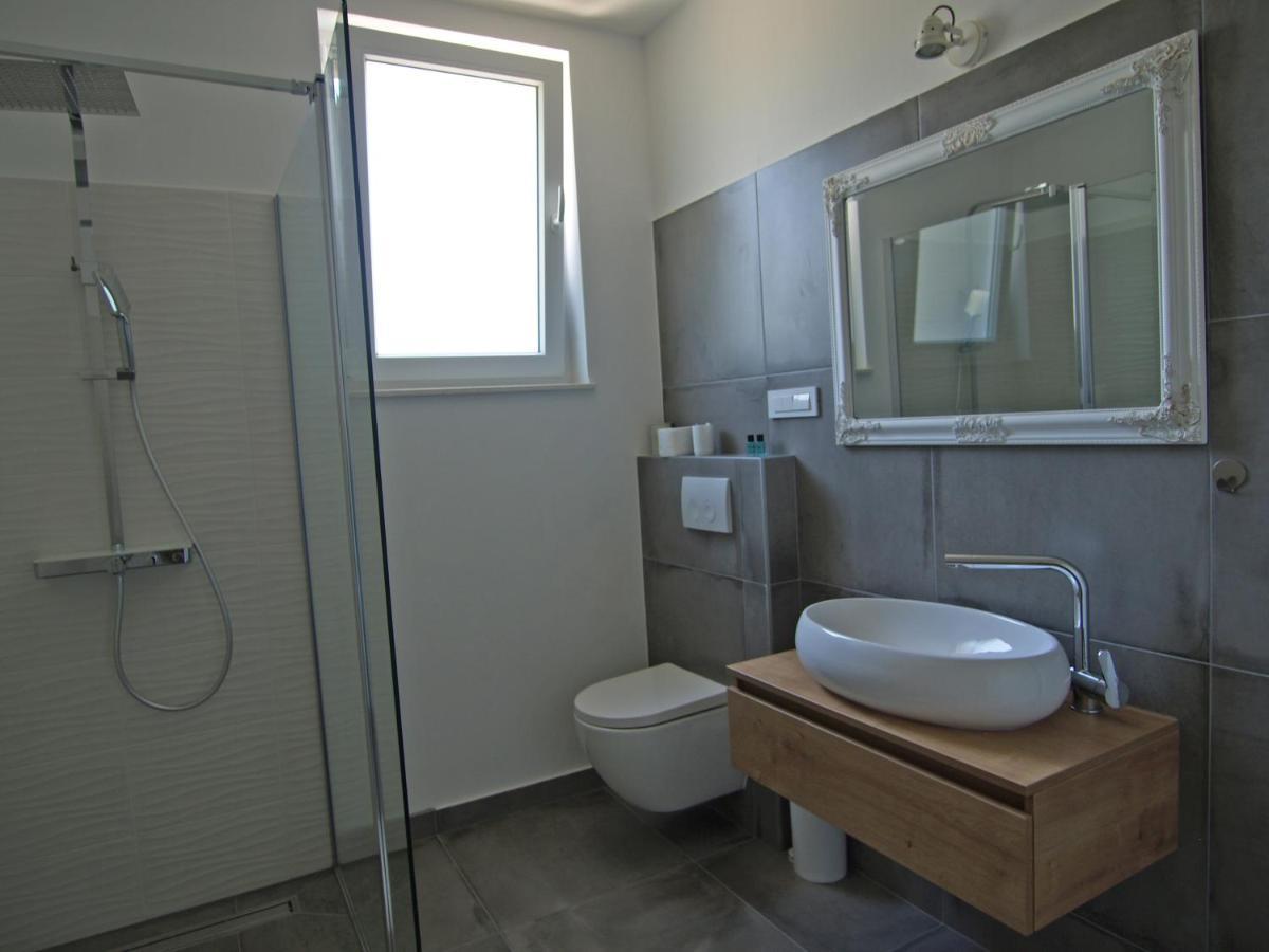 Villa Papalina 3 Barbat na Rabu ภายนอก รูปภาพ